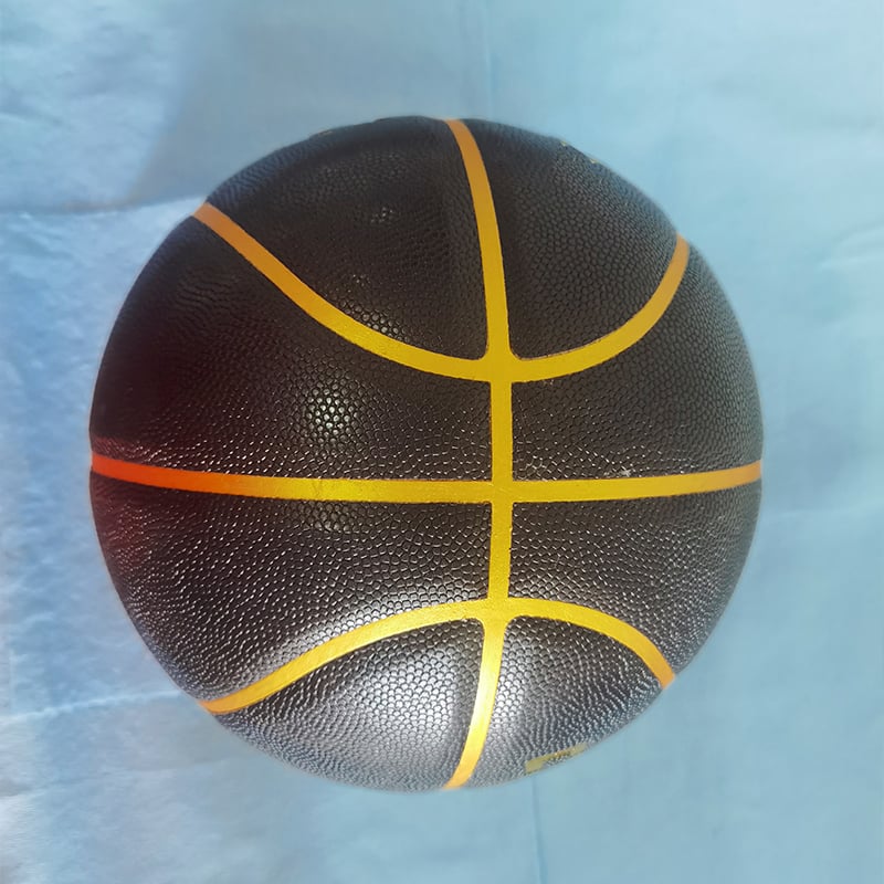 Laminierter Basketball